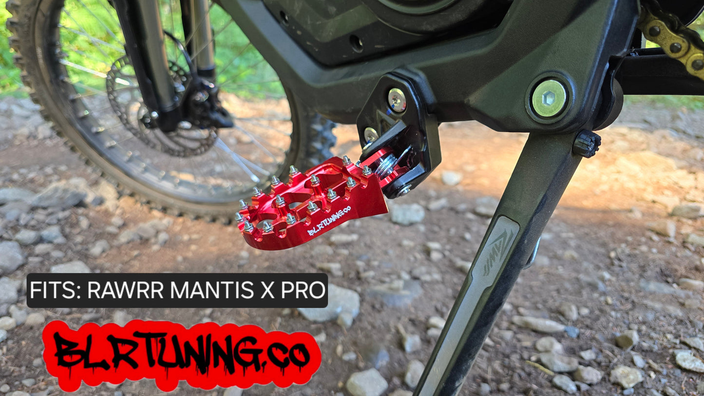 FOOT PEGS FOR RAWRR MANTIS X AND MANTIS X PRO BILLET ALUMINUM WITH STAINLESS STEEL TEETH BY BLR TUNING