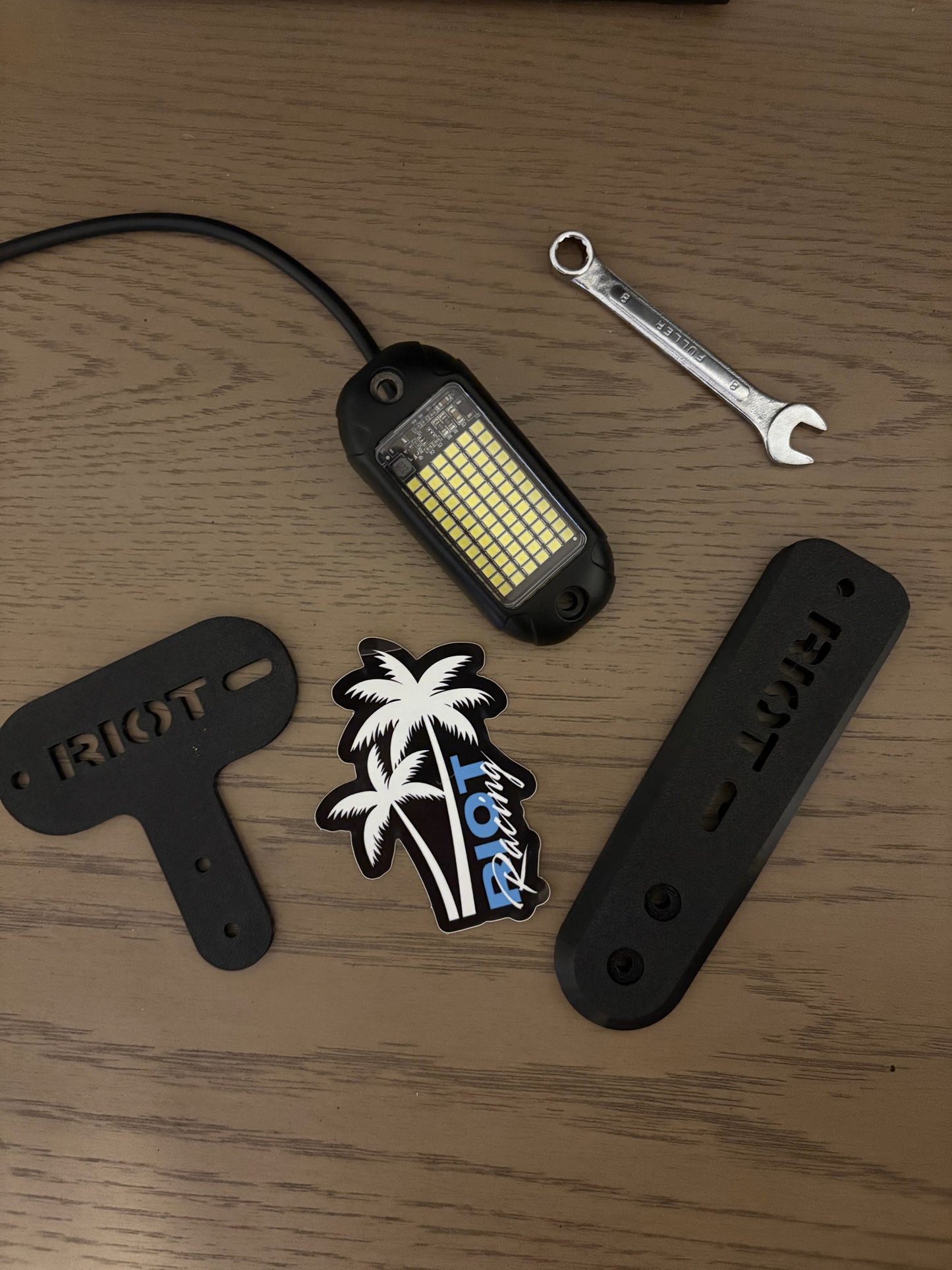 INSTOCK - Riot BEAM (72LED ROCKLIGHT)