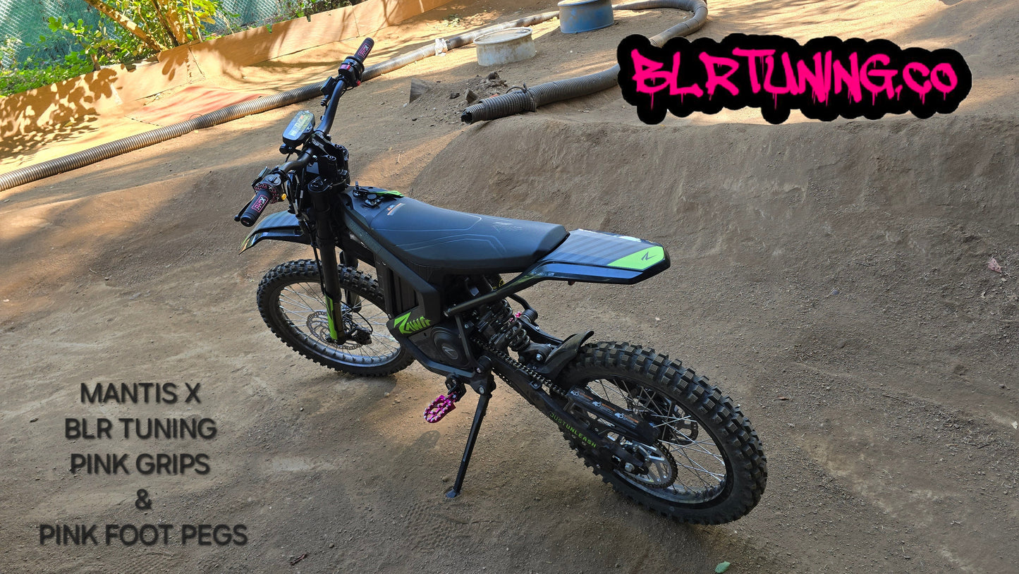 FOOT PEGS FOR RAWRR MANTIS X AND MANTIS X PRO BILLET ALUMINUM WITH STAINLESS STEEL TEETH BY BLR TUNING