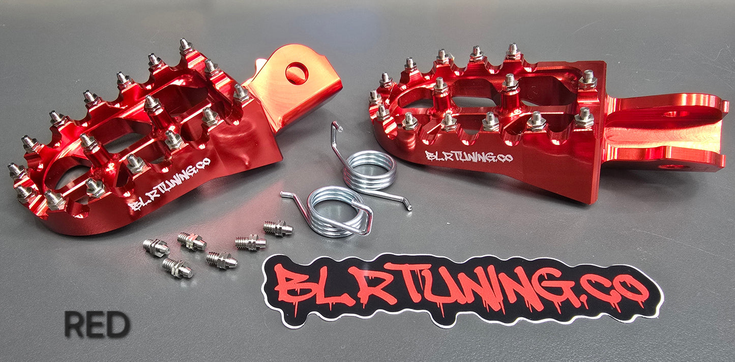 FOOT PEGS FOR RAWRR MANTIS X AND MANTIS X PRO BILLET ALUMINUM WITH STAINLESS STEEL TEETH BY BLR TUNING